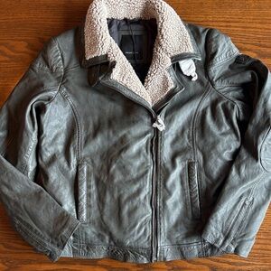 Mauritius Jenja olive leather moto jacket Sherpa collar NWT
